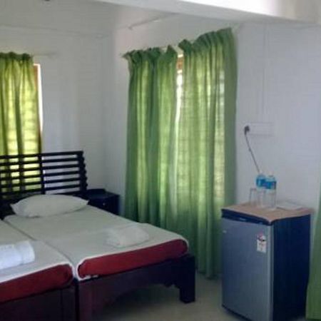 Kadmath Beach Resort Kadmath Island Екстер'єр фото